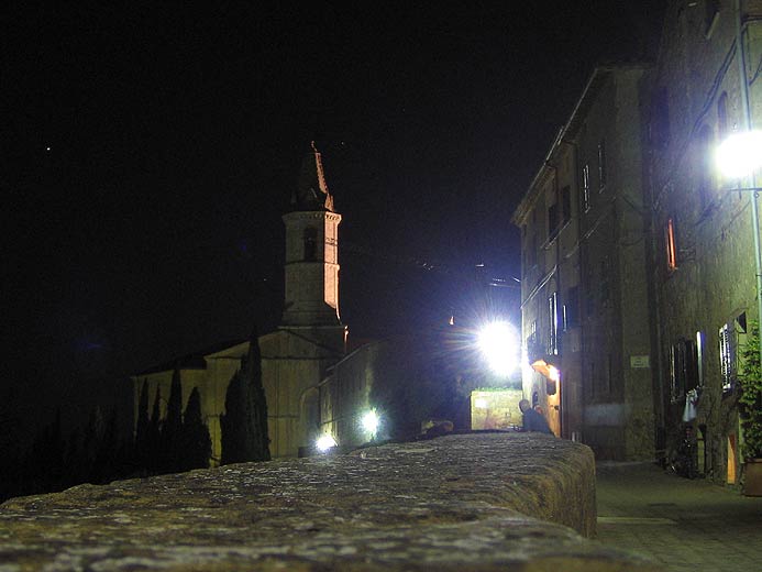 Pienza di notte