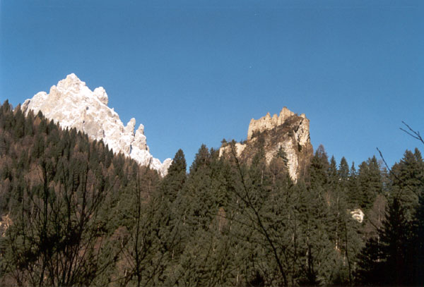 Castel Pietra